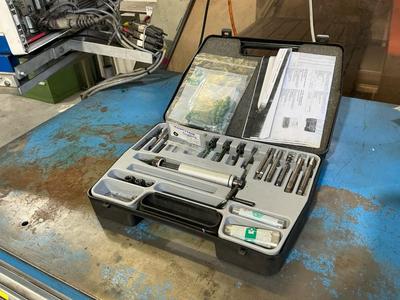 Photo d'aperçu de Heli-coil thread reparing set